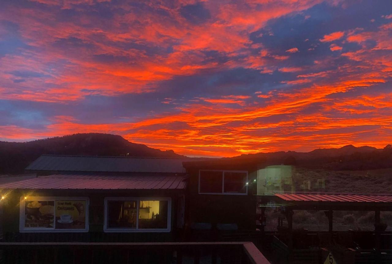 Bryce Sunset Inn Panguitch Eksteriør billede